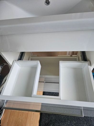 bathroom vanity unit