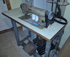 Singer Industrial sowing machine