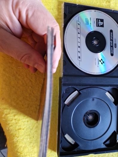 Metal Gear Solid PlayStation1 Ps1 PlayStation2 Ps2 Games Original