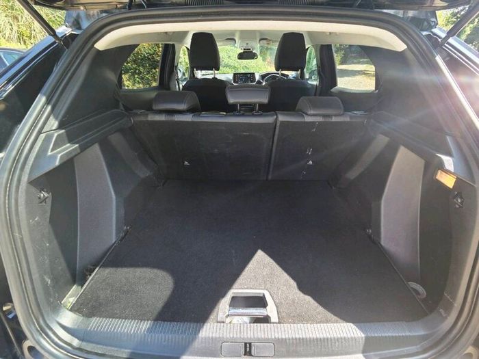 222 Peugeot 2008