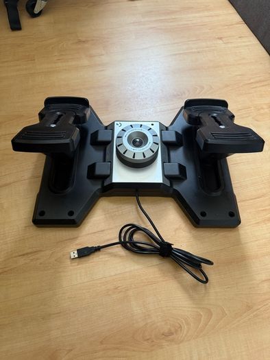 Logitech G Saitek PRO Flight Rudder Pedals