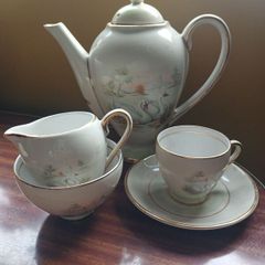 Arklow pottery Swan Lake
