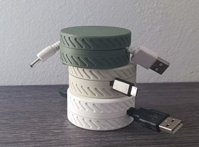 USB cable organizer