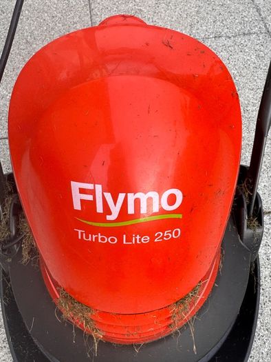 Flymo lawn  mower