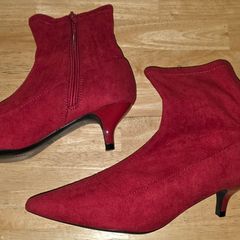 Red Suedette Boots kitten heel Size 5