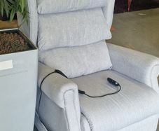 Rise & Recline Armchair