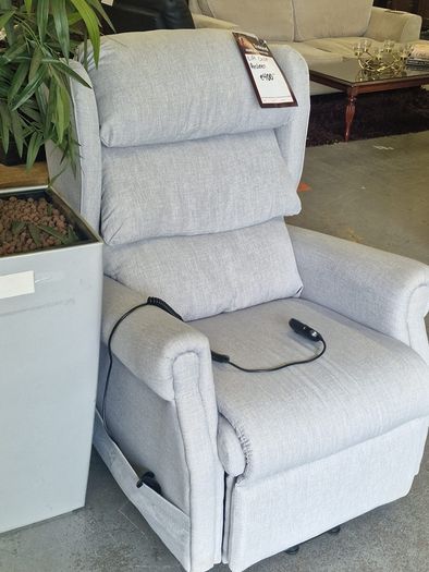 Rise & Recline Armchair