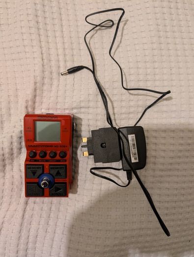 Bass guitar pedal Zoom ms60b+