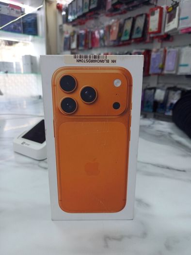 Iphone 17 pro 256gb Brand new sealed pack Unlock sim free 12 months warranty Shop collection and shop receipt