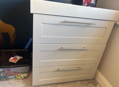 Mamas and Papas Heaton drawers with changer