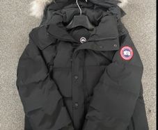 mens Canada goose jacket