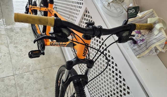 Giant ATX Mountain Bike