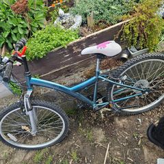 Girls bike
