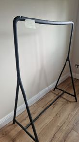 clothes rail