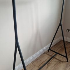 clothes rail