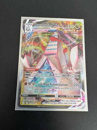 Batch of pokemon cards