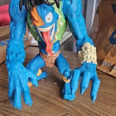 Insaniac small soldiers witch doctor figure