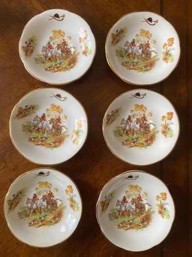 Royal Tara 20pcs Tea Set Rare Vintage Hunt Scene Pattern