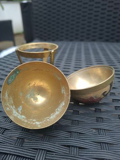 Vintage 1970's Cloisonne/Enamel Brass Egg Trinket Box