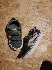 boys runners next size 9uk
