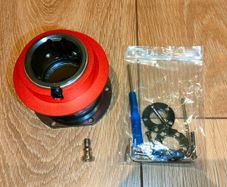 Fanatec QR1 Wheel-Side (ClubSport Quick Release Adapter) - used, excellent condition.