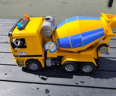 Bruder cement Truck