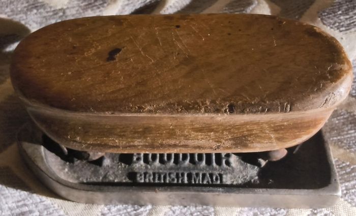 vintage possibly antique Boudoir travel iron