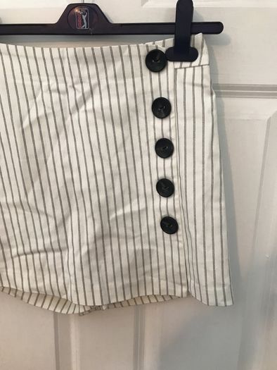 skort