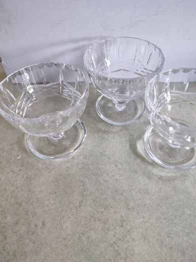 Set of 3 Vintage Cavan Crystal Cut Sundae Bowls