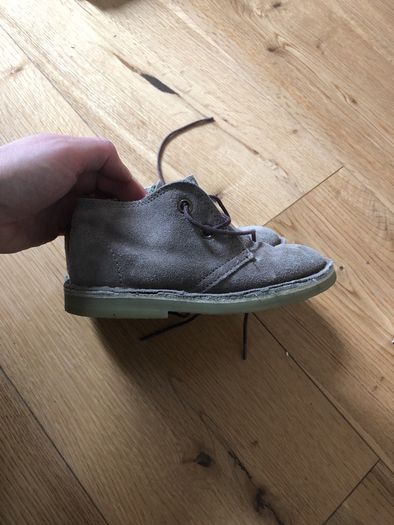 Leather shoes
