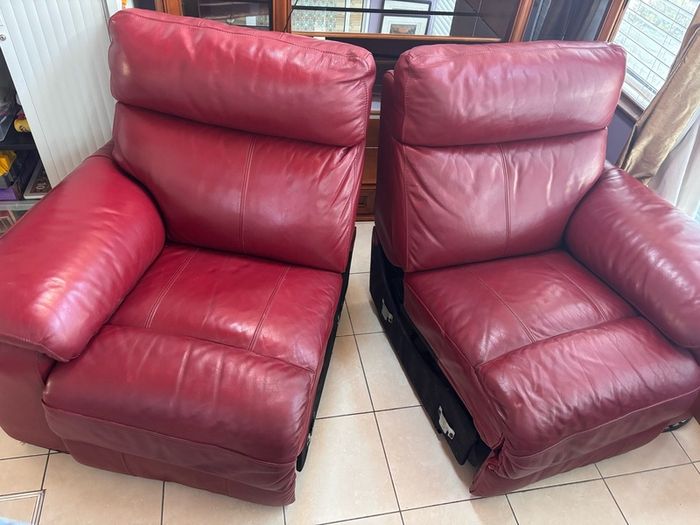 Red Leather 2 seater recliner