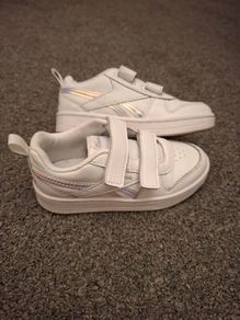 Reebok runners size 10 kids