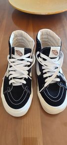 Black And White Converse size 5