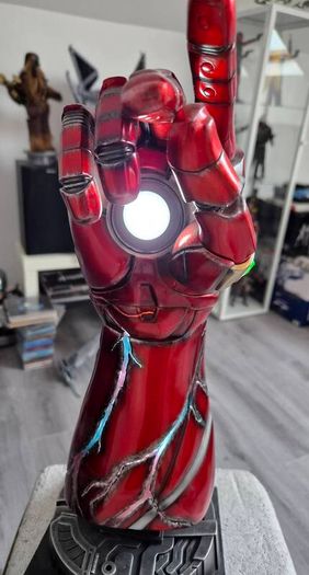 Beast Kingdom Avengers Endgame Nano Gauntlet