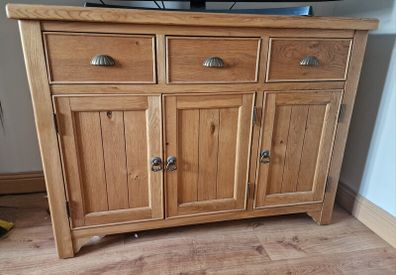 Dorchester Oak 3 Door Sideboard