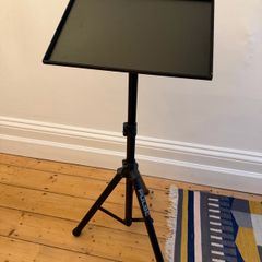 laptop stand