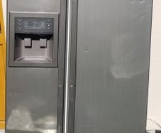 Samsung American fridge freezer