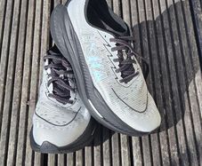Hoka Mach X2