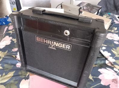 Behringer Speaker and cabinet 8inch for guitar