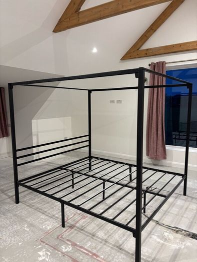 Super king 4 post bed