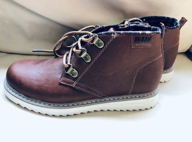 Boys Shoes / Boots