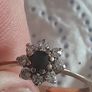 ladies 9ct gold ring Image 2