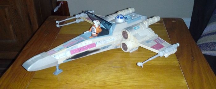 Star Wars Millennium Falcon (1995) and X-Wing (1995)