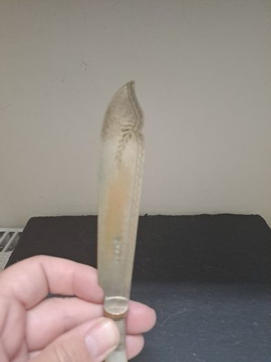 Antique Mother of Pearl fish knives