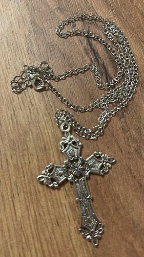 cross necklace