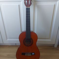 Valencia 1/2 size acoustic nylon string guitar