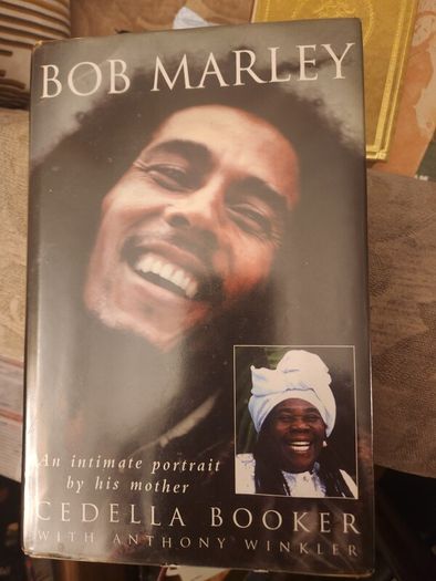 Bob Marley . An Intimate Portrait By His Mother. Cedella Booker. Hardback With Dustjacket In Good Condition. 37.
