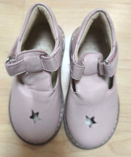 Leather baby/kids shoes new uk 6