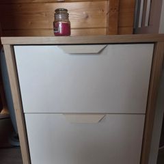 Bed side chest of drawer