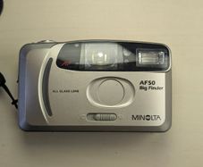 Minolta AF50 Big Finder Compact 35mm tested with Film